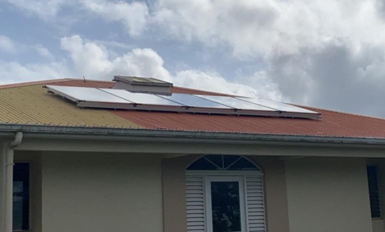 Installations solaires thermiques collectives individualisées pour plusieurs centaines de logements.